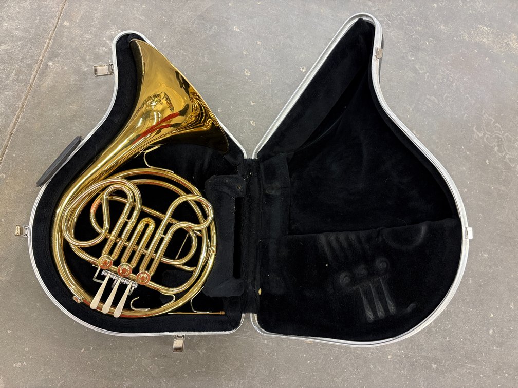 Olds Ambassador French Horn w/ Hard Case