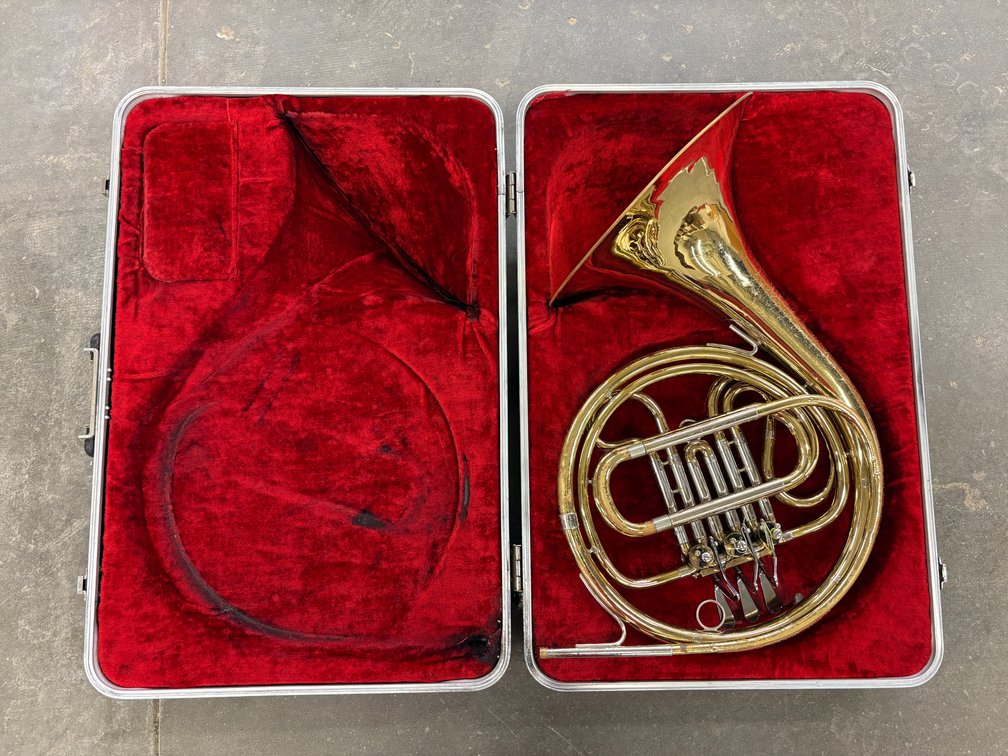 Olds Ambassador French Horn w/ Hard Case