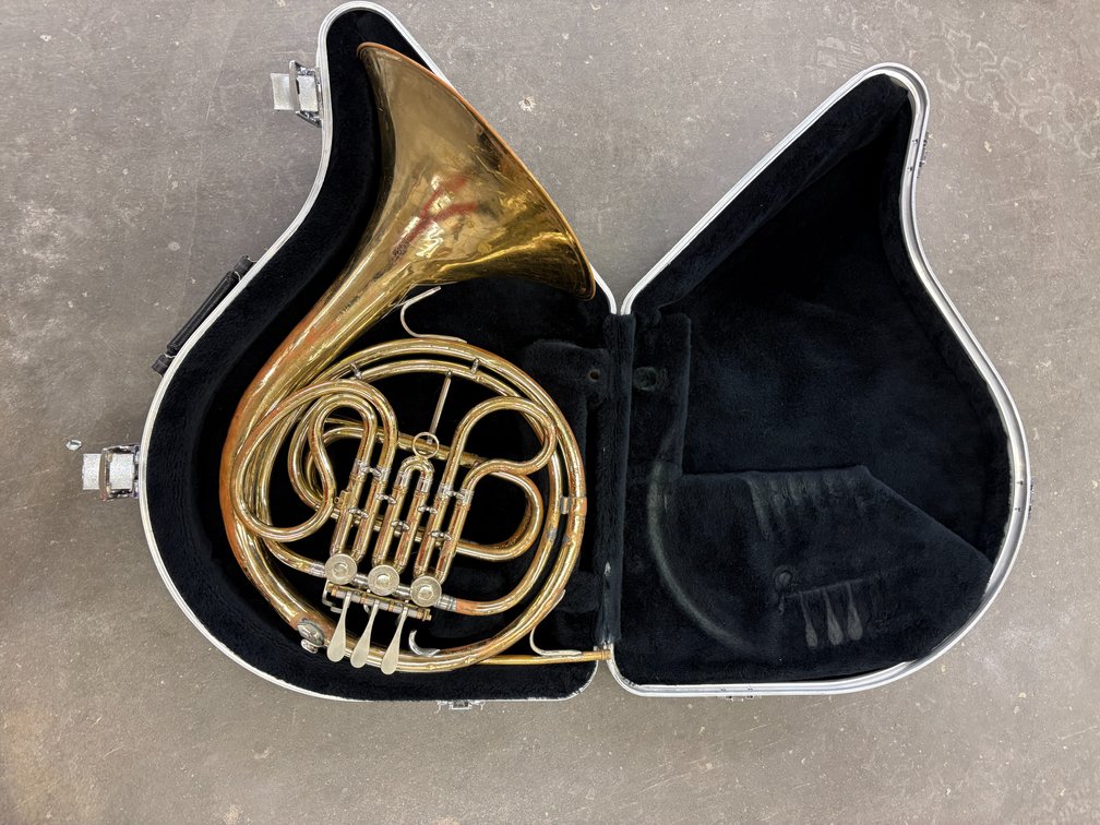 Olds Ambassador French Horn w/ Hard Case