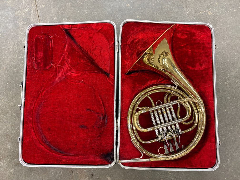 Olds Ambassador French Horn w/ Hard Case
