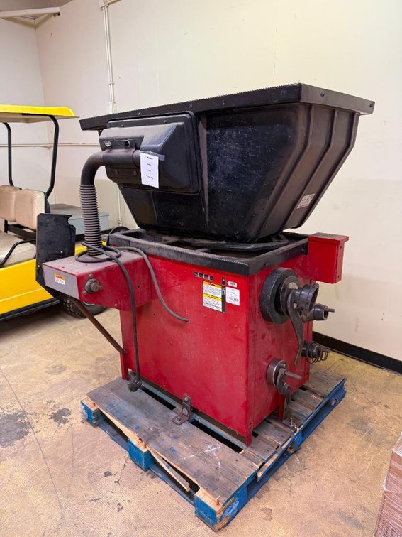 Coats 6401 Direct Drive Truck Balancer, Not Working, As-Is