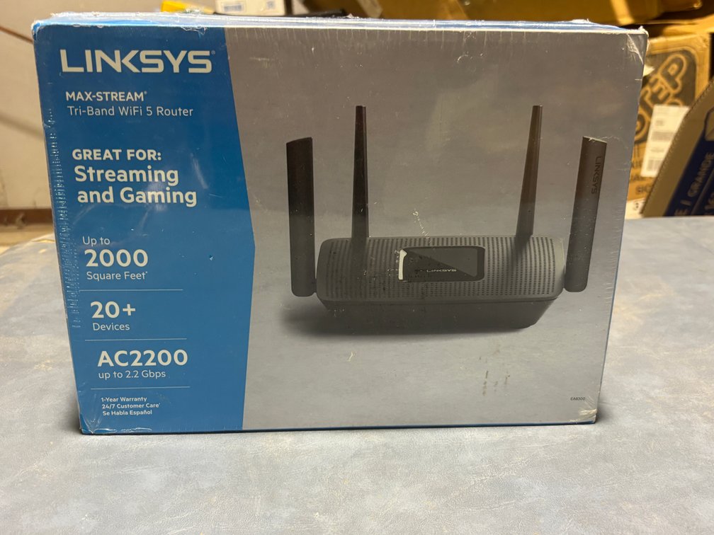 LINKSYS Max-Stream Tri-Band WiFi 5 Router