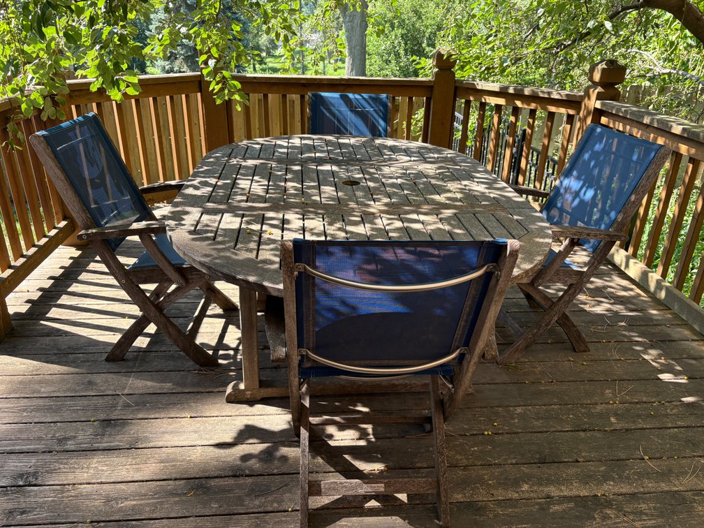 Patio Table w/ Four Chairs