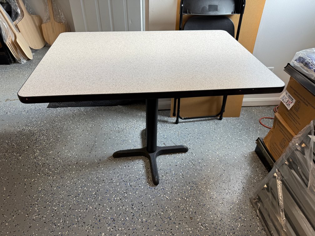 Square Rectangular Restaurant Table w/ Single Pedestal Base, 42in x 30in