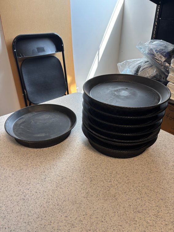 Lot of 8, HD Plastic Tray Baskets, 10in Dia.