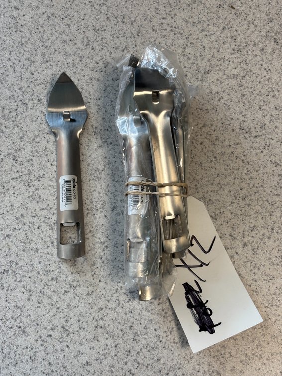 Lot of 12 New Can Openers, Update CO-7G