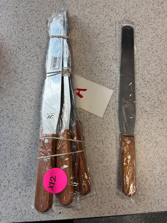 Lot of 11, Wood Handle Stainless Steel 10in Icing Spatula