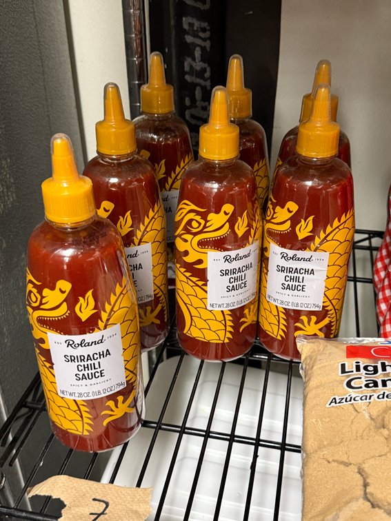 7 Bottles, 28oz Ea. Sriracha Chili Sauce