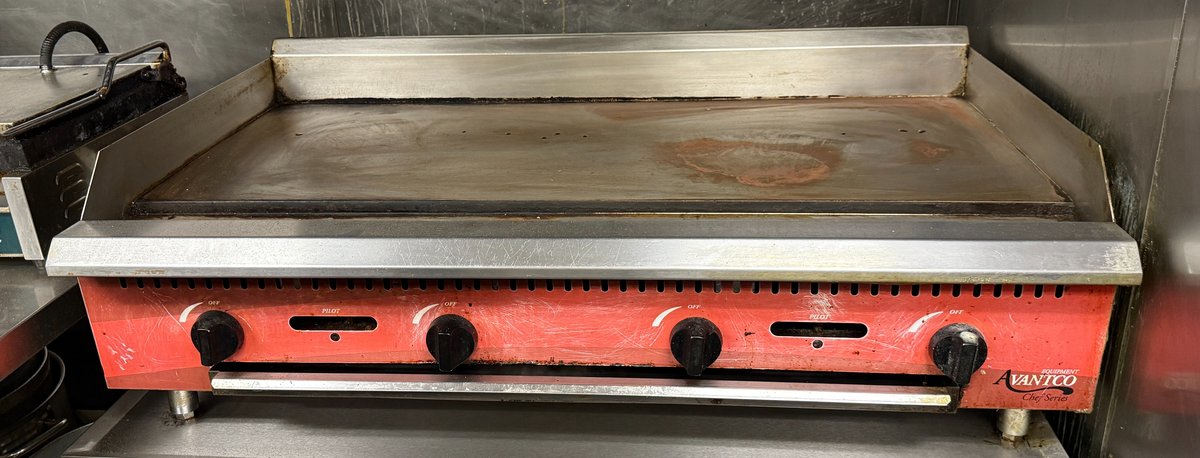 Avantco 4-Burner Flattop Griddle, 48in x 20in Cook Surface, Countertop Model CAG-48-MG