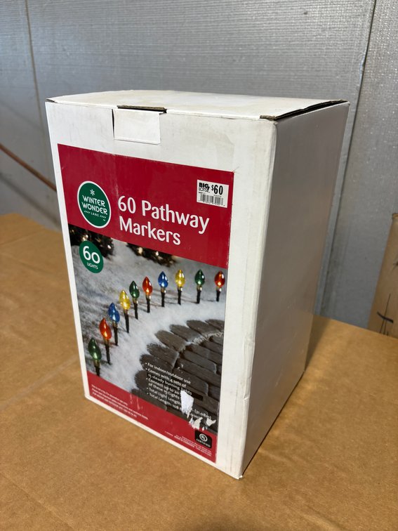 Winter Wonder Holiday 60 Count Pathway Markers