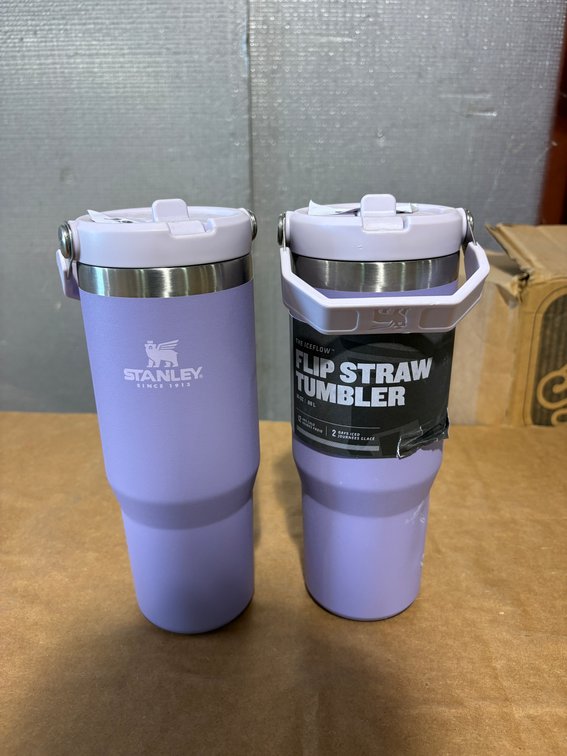 (2) Stanley Flip Straw Tumblers 