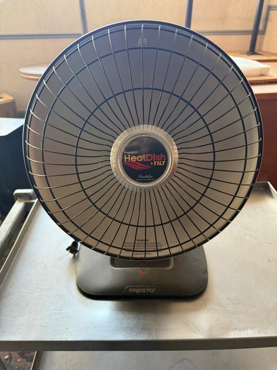 Presto HeatDish+Tilt Parabolic Electric Heater 