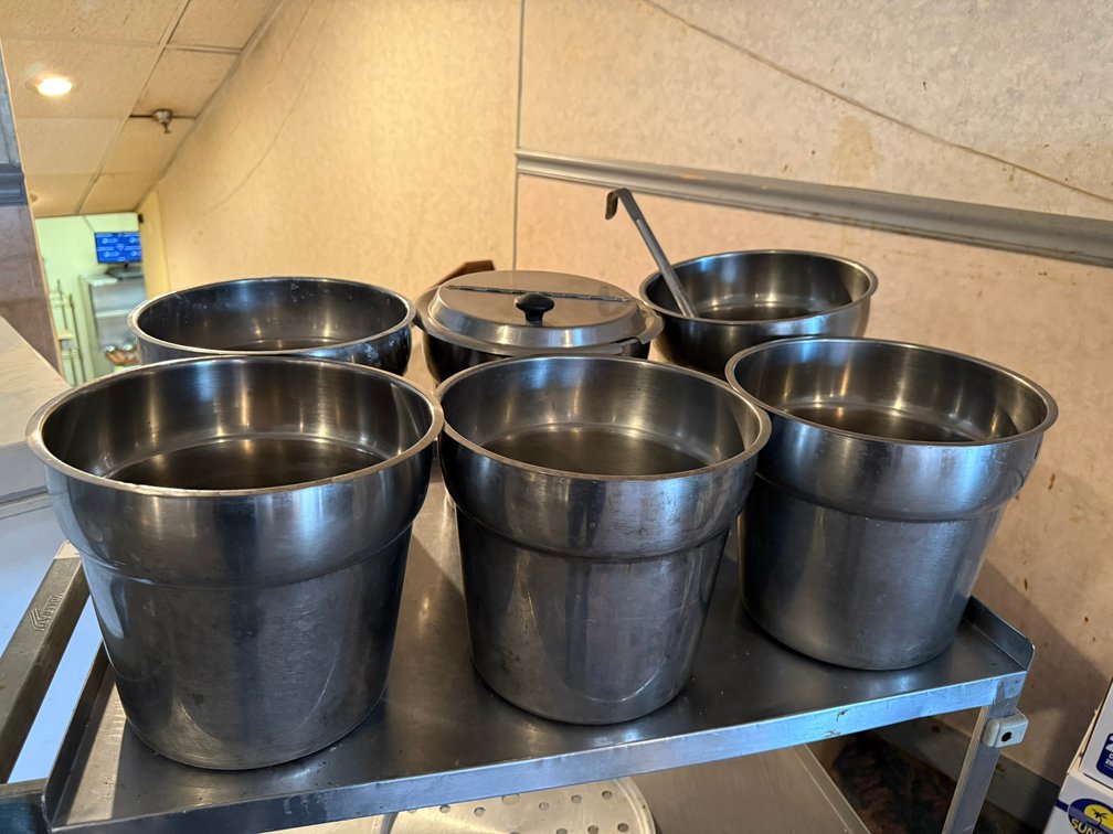 (6) Stainless Steel Soup Chafer Insets w/ Lid & Ladle