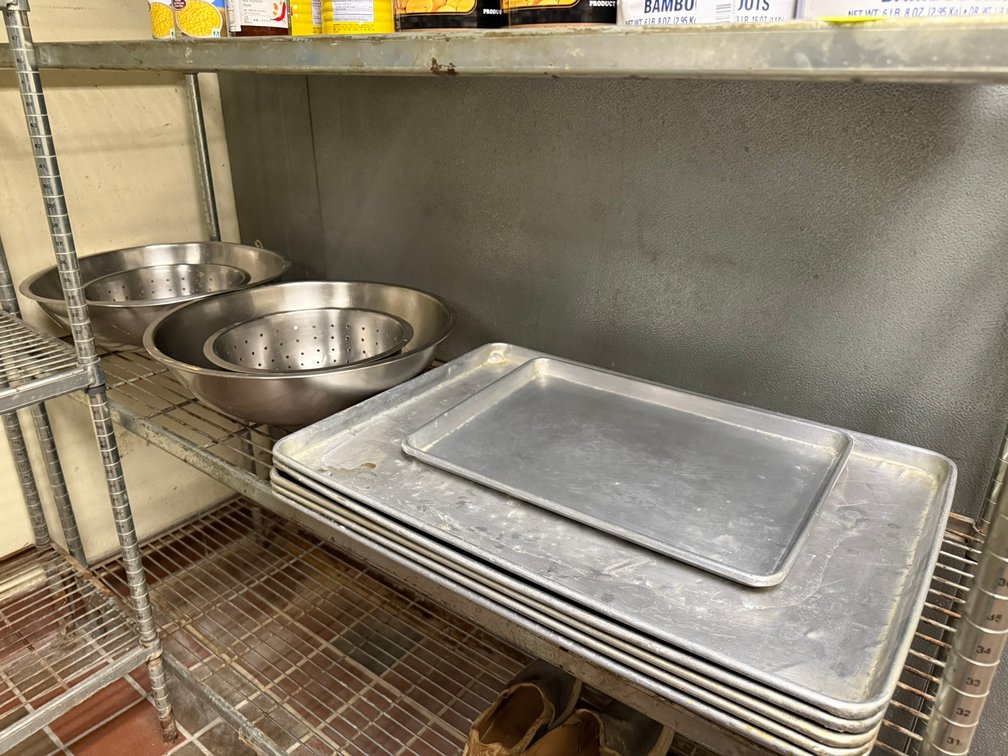 Sheet Pans, Stainless Steel Mixing Bowls & Colanders