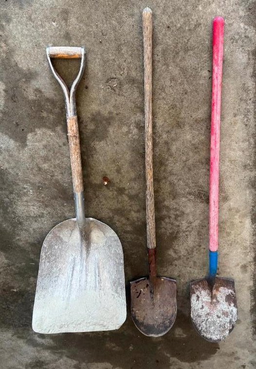 Scoop Shovel, Two Shovels