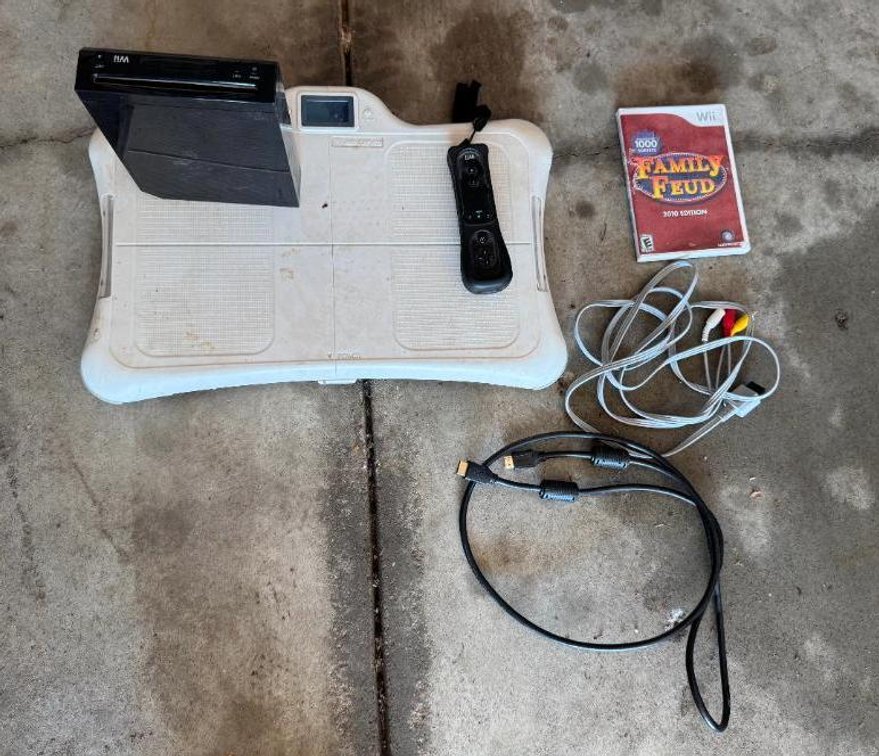 Nintendo Wii Video Game Console RVL-101, Snakebyte Premium Fitness Board, Family Feud Game