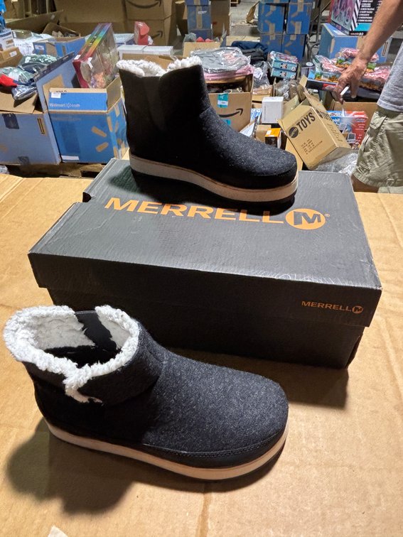 Merrell Juno Pull On Women's Black Size 6-1/2 Snow Boots