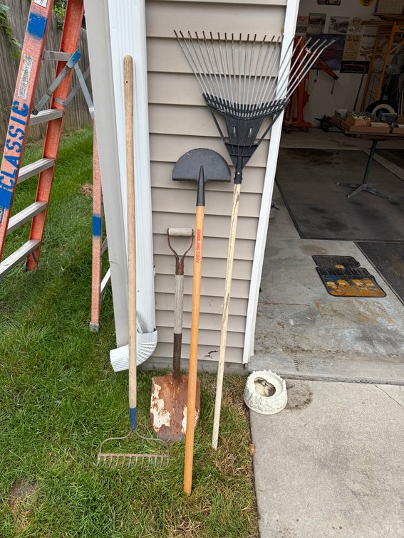 Garden Tools, Edger, Rakes, Shovel