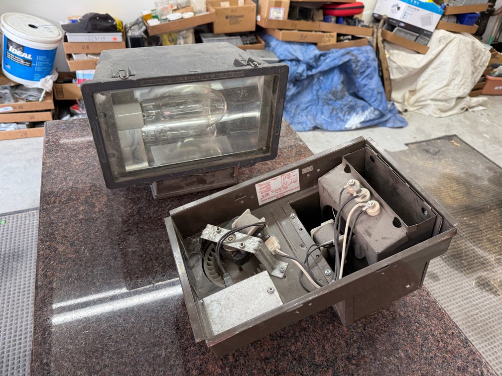 NuTone Model 605N Bathroom Exhaust Fan, Industrial Light