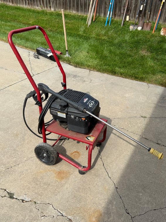 Generac, Briggs & Stratton 6HP, 2,100 PSI, Pressure Washer, Gas, Hasn't Been Used in a Couple Years