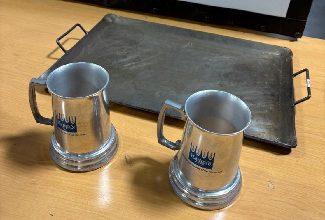 Gate City Steel Omaha Griddle Tray and Two Hamms Beer Mugs