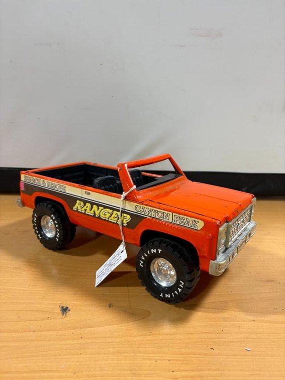 Vintage Nylint Chevy Blazer  Pressed Steel Toy