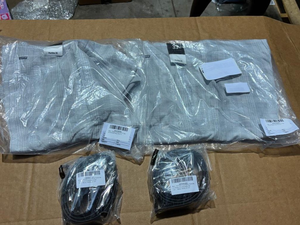 Lot of 4 (2) Hurley Granada Wolf Grey Shorts 33" & (2) Kenneth Cole Belts Small
