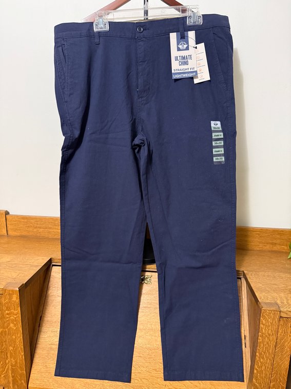 New w/ Tags Dockers Ultimate Chino Straight Fit Lightweight Flexible Waistband Size 38 x 30