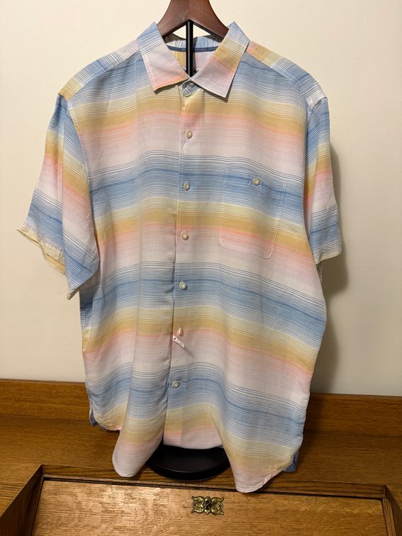 Tommy Bahama Size XL Button Down Short Sleeve Sand Linen Sicily Stripe Shirt, 55% Linen 45% Tencel