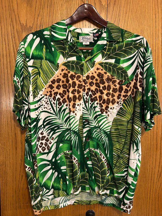 Kolekole Hawaiian Button Down Shirt, Made in Hawaii, Size XL, 100% Rayon, Good Cond.