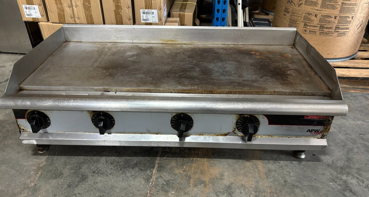 American Permanent Ware Wyott 4-Burner Commercial Gas Griddle