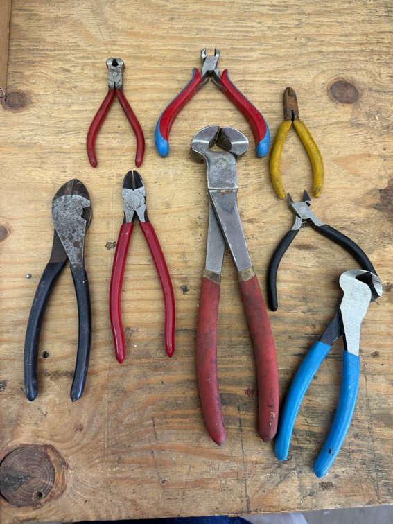 Wire Cutters and Dikes