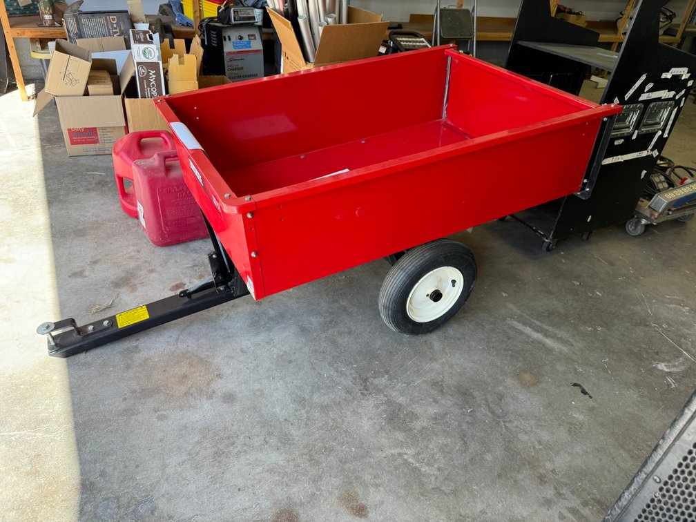 Huskee Farm Cart 12 Yard Utility Cart Model 45-01011, 750lbs Max, w/ Manual