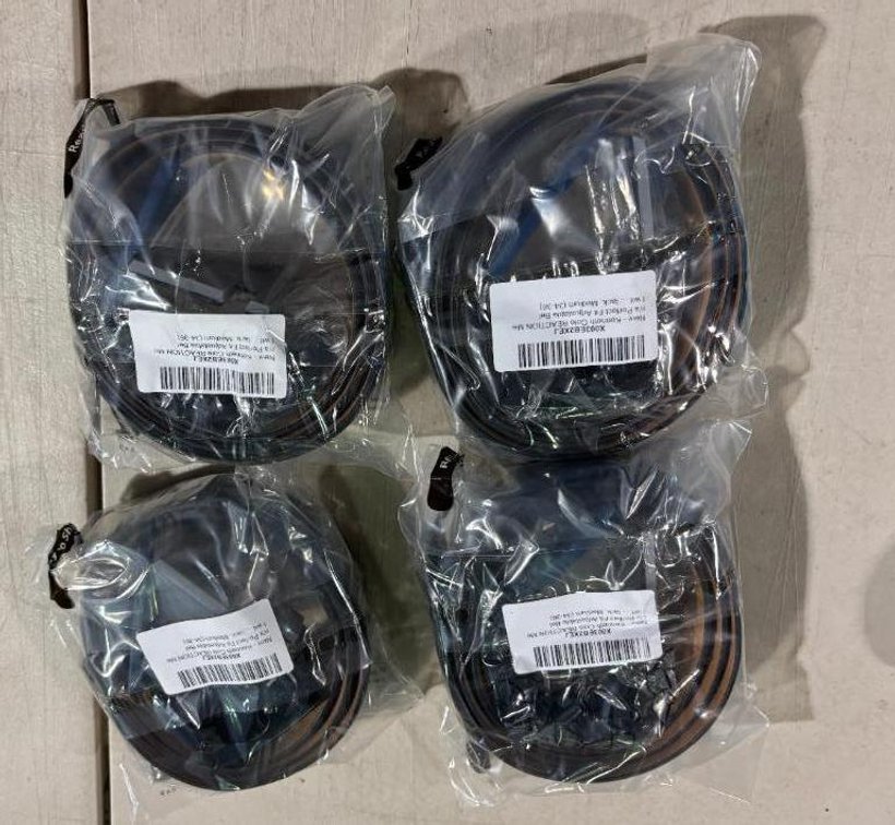Lot of 4, Kenneth Cole REACTION Men's Perfect Fit Adjustable Belt, Medium, 34-36, High Bid x's 4