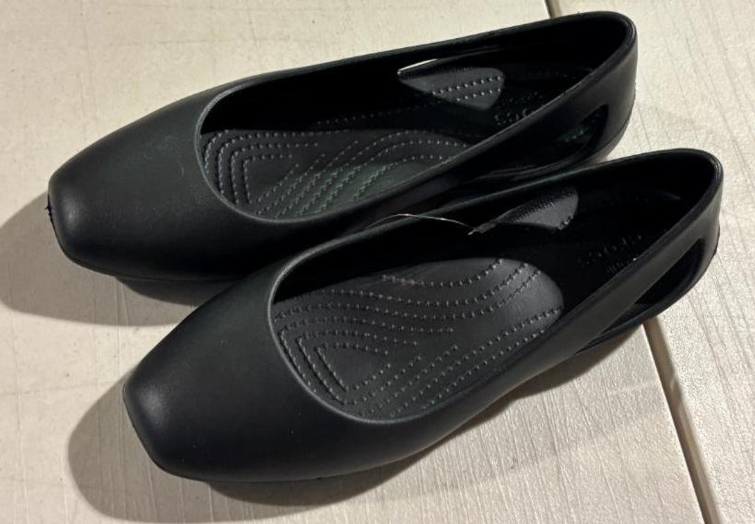 Crocs Sloan Flats Women's US Size 5