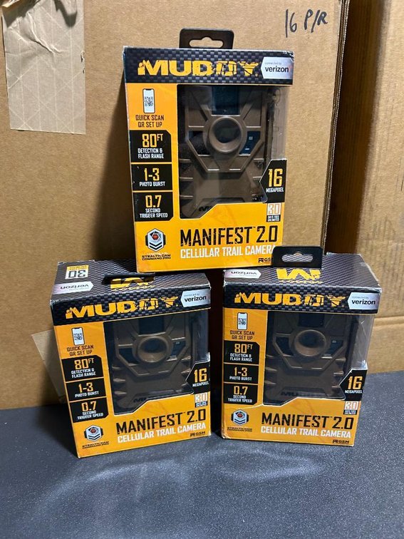 (3) Muddy Manifest 2.0 Cellular Trail Cameras