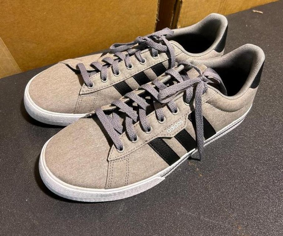 Adidas Daily 4.0 Skateboarding Shoes Men's 11 1/2