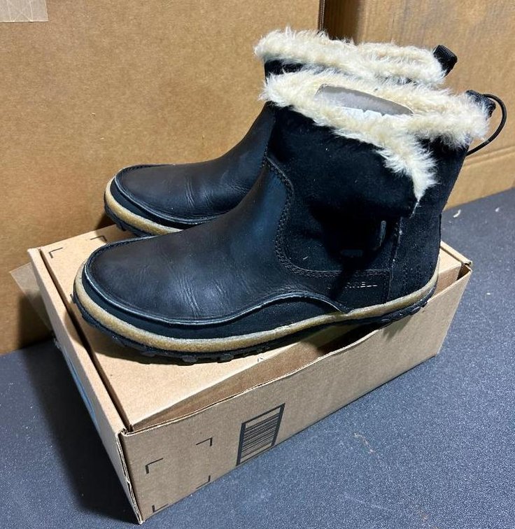 Merrell Women's Tremblant Pull On Snow Boots Size 9.5