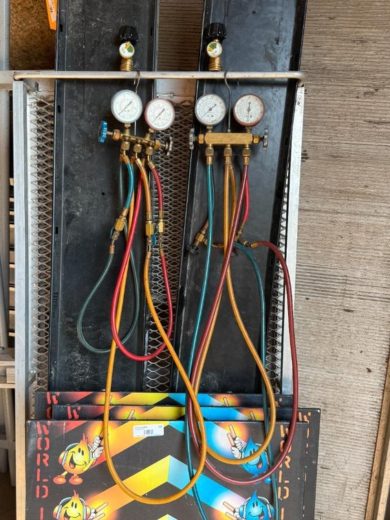 HVAC/Refrigeration Manifold Gauges and Associated Adapters and Hoses