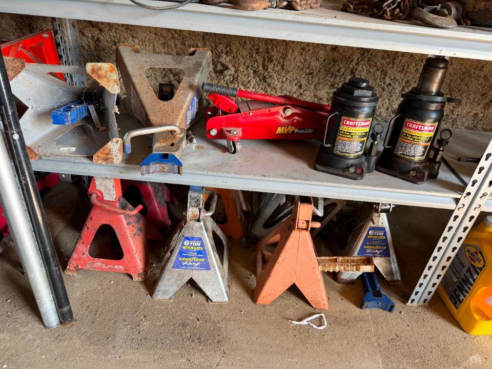 Jacks, Jack Stands, Floor Jack, Bottle Jacks, See Images - Great Group