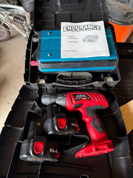 Skil 14v Cordless Drill, Two Batteries, No Charger and Endurance Power Inverter