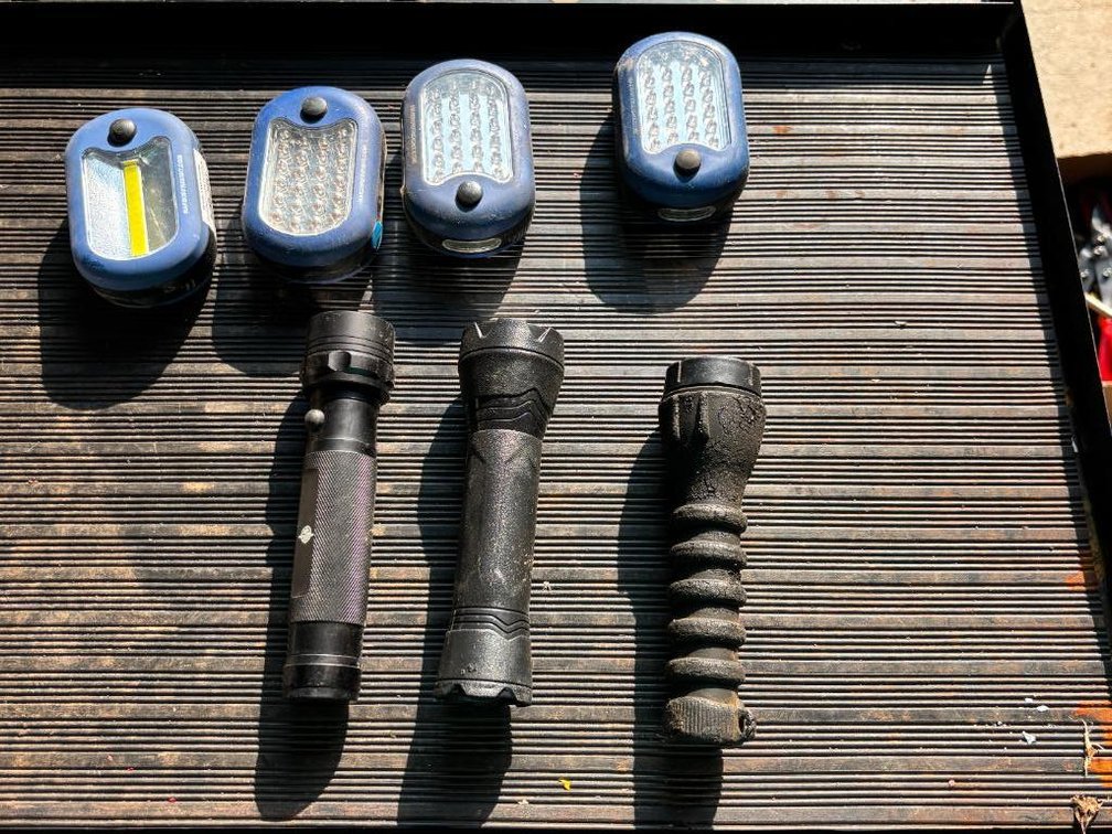 Flash Lights and LED Puck Lights