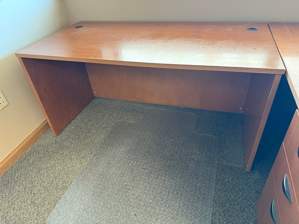 Desk, 60in x 29in H x 30in D
