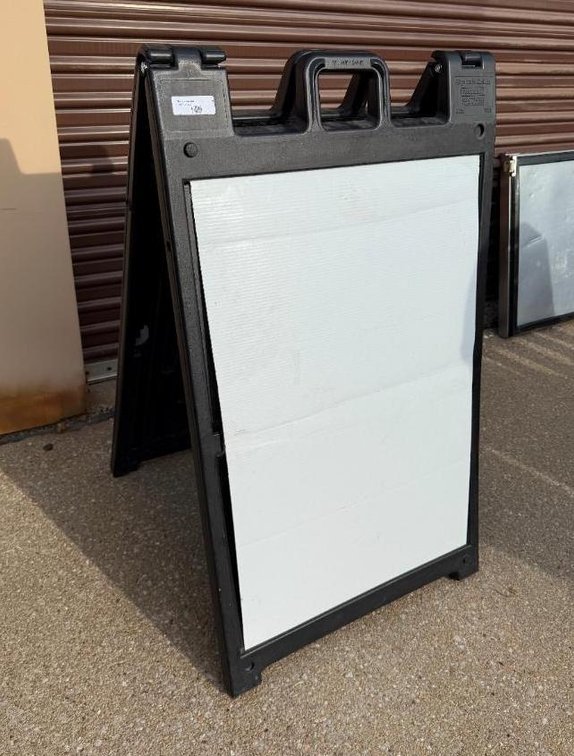 Signcade Deluxe Plasticade Sidewalk Sign Frame