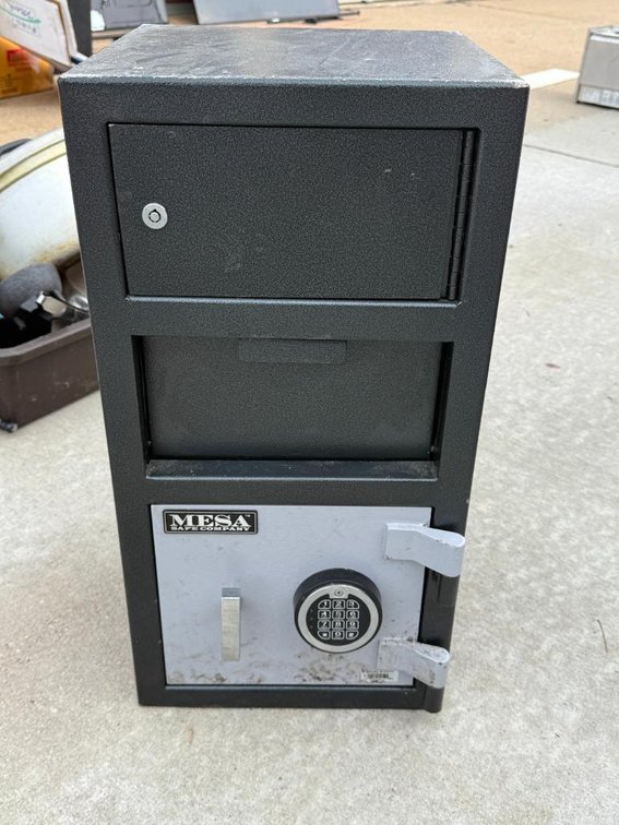 MESA Safe Company Deposit Case, Digital Keypad, Combo: 2000