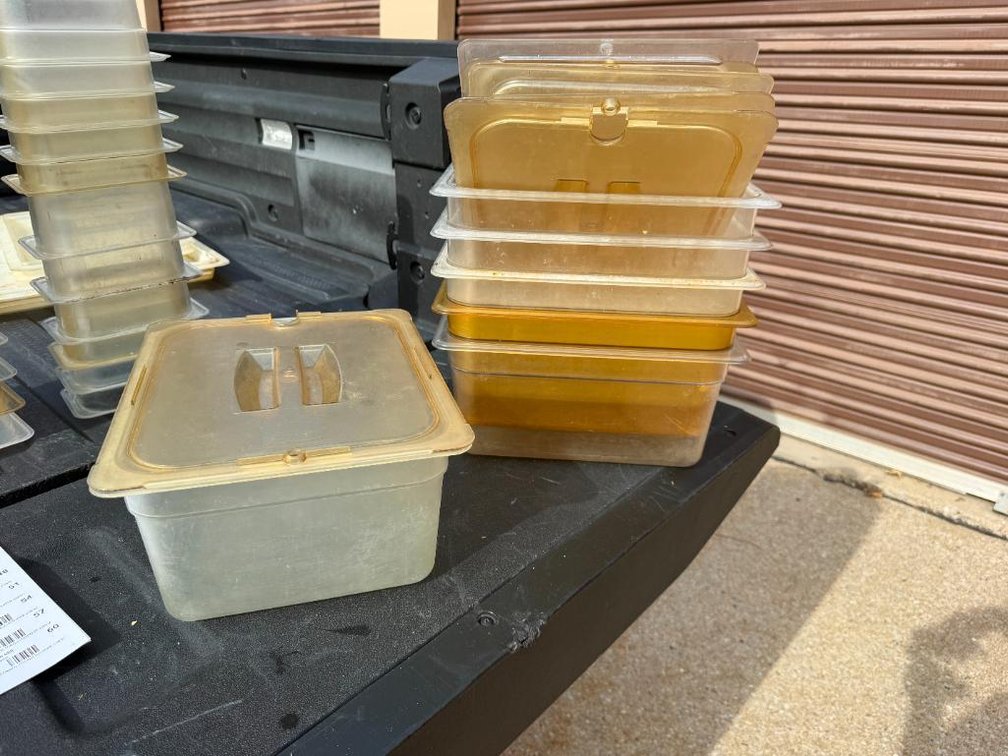 Lot of 6, 1/2-Size Cold Food Pans w/ Lids