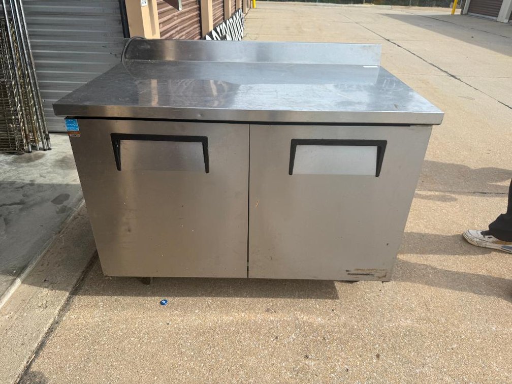 TRUE TSSU-48-HC 48in 2-Door Refrigerated Worktop Refrigerator on Mobile Base