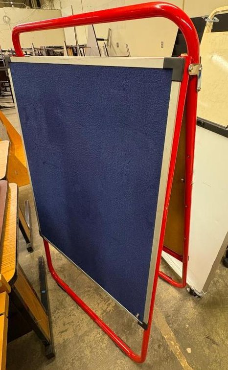 Pack and Fold Dry Erase Learning Station