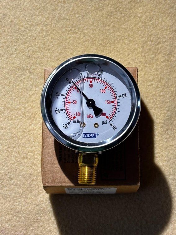 New, WIKA Gauge, Type: 213.53 2.5in
