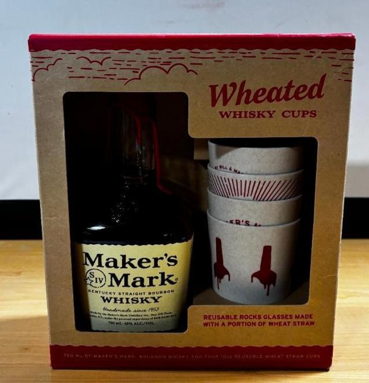 Maker's Mark Bourbon Whisky Gift Set, 750ml Bottle, 4 Rocks Glasses Whisky Cups